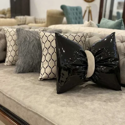 ست کوسن 4عددی طرح موج چرم مشکی مخمل کرم