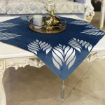 رومیزی طرح پیچک مخمل آبی چرم نقره ای مات
