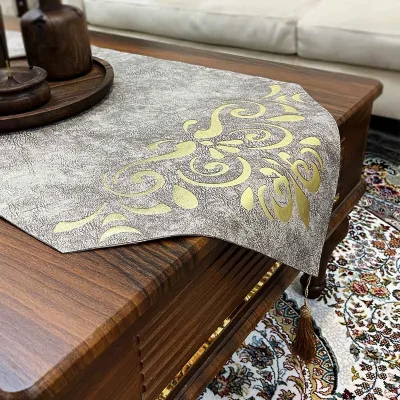 رانر طرح داماس مخمل طوسی چرم طلایی