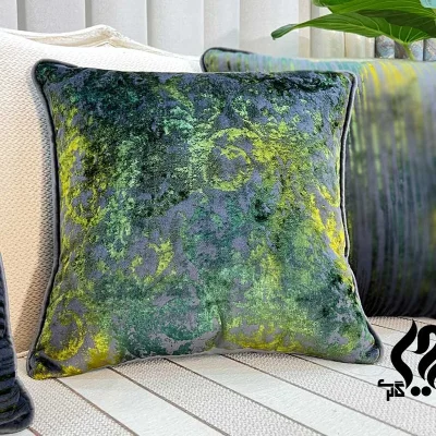 کوسن مربعی طرح ایران خانم مخمل طوسی سبز پتینه