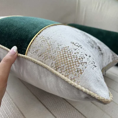کوسن مربعی طرح الماس ترکیبی سبز و کرم