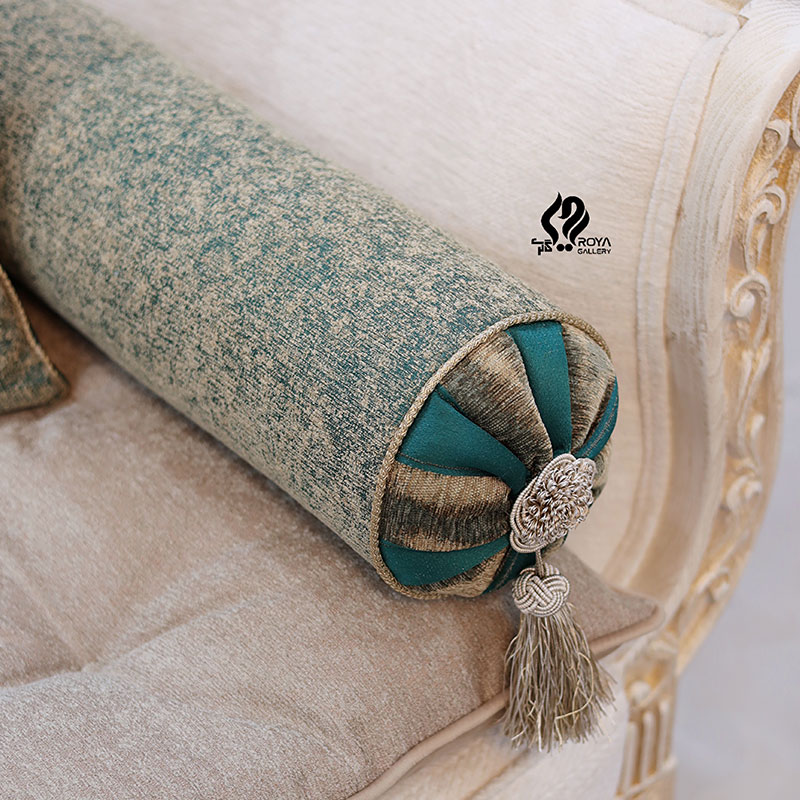 کوسن استوانه ای طرح خاتون مخمل سبز کرم نسکافه