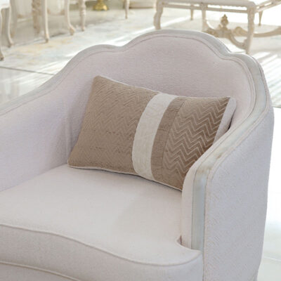 کوسن مستطیل سه بعدی طرح ترکیبی ماندانا کرم نسکافه طرحدار