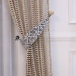 هولدر پرده و گل میخ خاتون صدفی